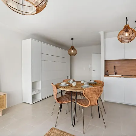Apartman Studio Located On The 3Nd Floor